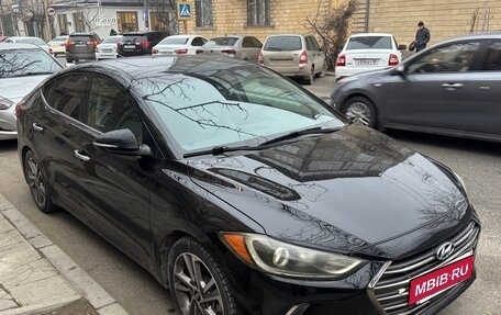 Hyundai Elantra VI рестайлинг, 2017 год, 1 099 000 рублей, 4 фотография