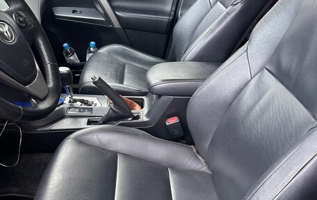 Toyota RAV4, 2017 год, 2 350 000 рублей, 10 фотография