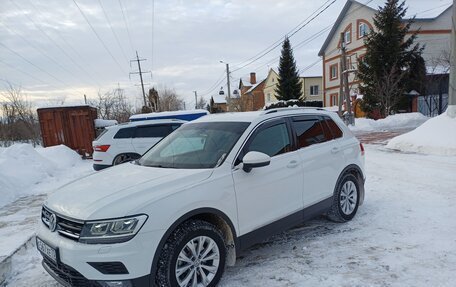 Volkswagen Tiguan II, 2017 год, 2 650 000 рублей, 4 фотография