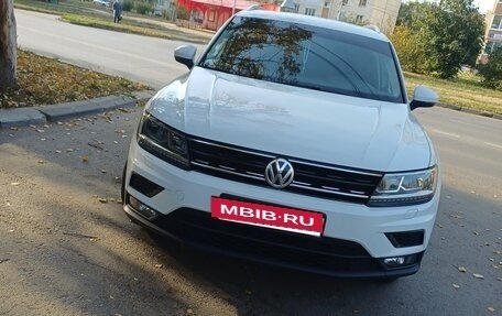 Volkswagen Tiguan II, 2017 год, 2 650 000 рублей, 6 фотография