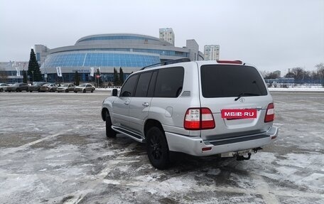 Toyota Land Cruiser 100 рестайлинг 2, 2002 год, 1 750 000 рублей, 6 фотография