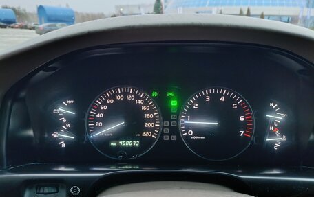 Toyota Land Cruiser 100 рестайлинг 2, 2002 год, 1 750 000 рублей, 10 фотография