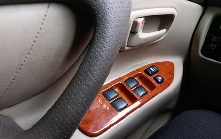 Toyota Land Cruiser 100 рестайлинг 2, 2002 год, 1 750 000 рублей, 12 фотография