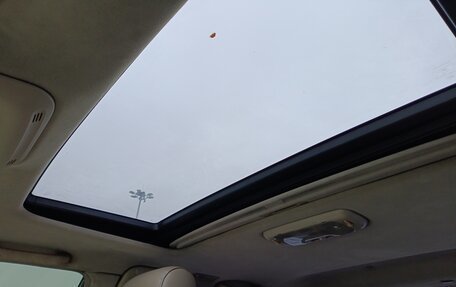 Toyota Land Cruiser 100 рестайлинг 2, 2002 год, 1 750 000 рублей, 13 фотография