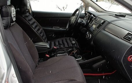 Nissan Tiida, 2011 год, 11 фотография