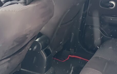 Nissan Tiida, 2011 год, 13 фотография