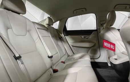 Volvo S90 II рестайлинг, 2021 год, 3 993 000 рублей, 16 фотография