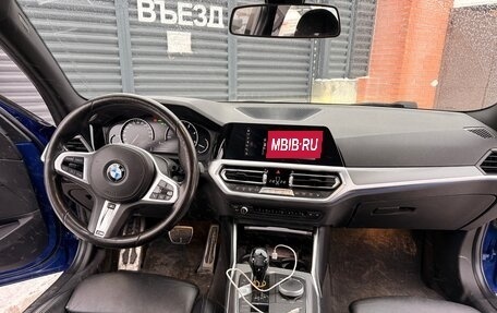 BMW 3 серия, 2019 год, 3 950 000 рублей, 11 фотография