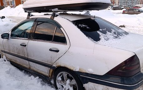 Mercedes-Benz C-Класс, 2004 год, 350 000 рублей, 3 фотография