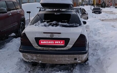 Mercedes-Benz C-Класс, 2004 год, 350 000 рублей, 2 фотография