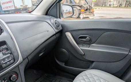 Renault Sandero II рестайлинг, 2017 год, 1 149 000 рублей, 14 фотография