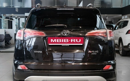 Toyota RAV4, 2015 год, 2 430 000 рублей, 5 фотография