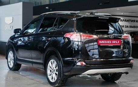 Toyota RAV4, 2015 год, 2 430 000 рублей, 6 фотография