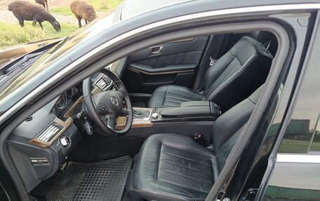 Mercedes-Benz E-Класс, 2009 год, 1 320 000 рублей, 10 фотография