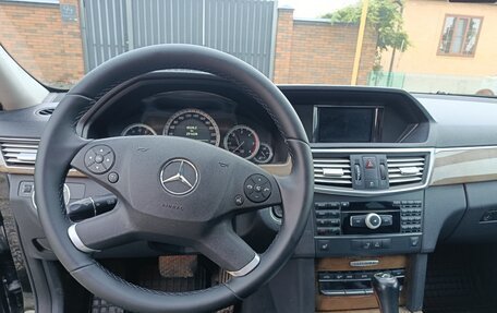 Mercedes-Benz E-Класс, 2009 год, 1 320 000 рублей, 11 фотография