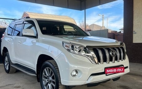 Toyota Land Cruiser Prado 150 рестайлинг 2, 2017 год, 4 100 000 рублей, 2 фотография