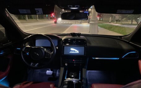 Jaguar F-Pace, 2018 год, 3 600 000 рублей, 5 фотография