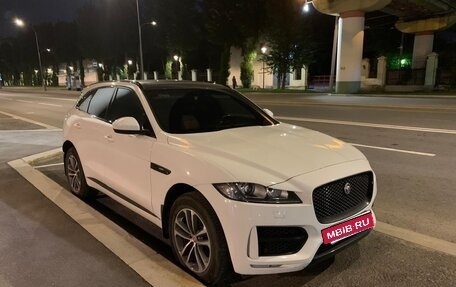 Jaguar F-Pace, 2018 год, 3 600 000 рублей, 2 фотография