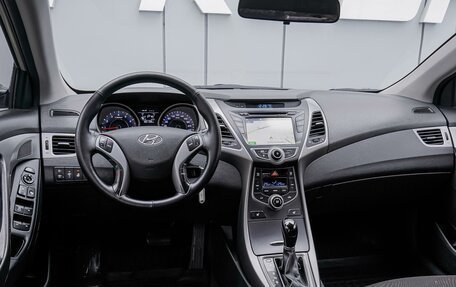 Hyundai Elantra VI рестайлинг, 2015 год, 1 380 000 рублей, 6 фотография