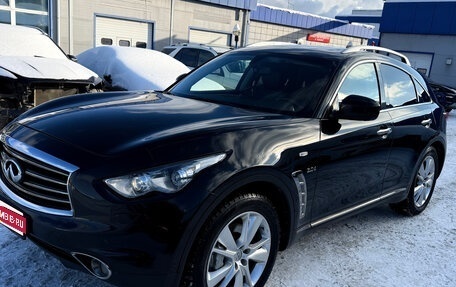 Infiniti FX II, 2012 год, 1 850 000 рублей, 1 фотография