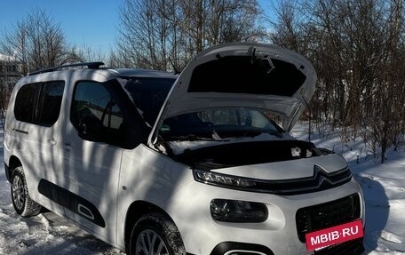 Citroen Berlingo III, 2022 год, 2 350 000 рублей, 6 фотография