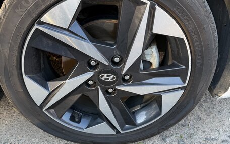 Hyundai Elantra, 2022 год, 1 800 000 рублей, 12 фотография