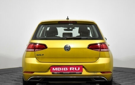 Volkswagen Golf VII, 2018 год, 1 985 000 рублей, 6 фотография