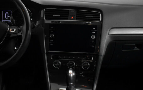 Volkswagen Golf VII, 2018 год, 1 985 000 рублей, 14 фотография