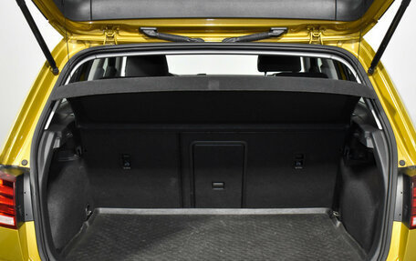 Volkswagen Golf VII, 2018 год, 1 985 000 рублей, 19 фотография