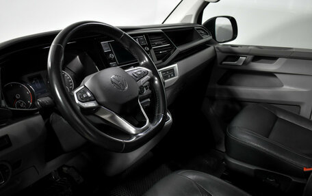 Volkswagen Caravelle T6 рестайлинг, 2020 год, 3 455 000 рублей, 9 фотография