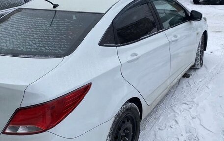 Hyundai Solaris II рестайлинг, 2016 год, 1 130 000 рублей, 2 фотография