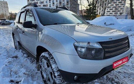 Renault Duster I рестайлинг, 2015 год, 800 000 рублей, 5 фотография