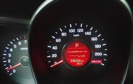 KIA Rio III рестайлинг, 2015 год, 700 000 рублей, 2 фотография