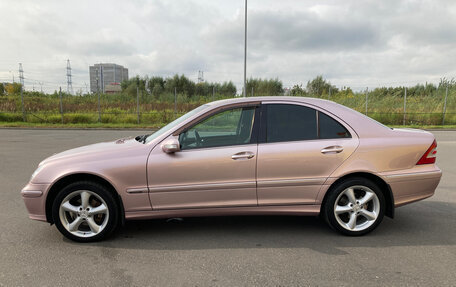 Mercedes-Benz C-Класс, 2005 год, 1 100 000 рублей, 8 фотография
