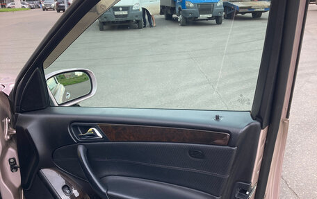 Mercedes-Benz C-Класс, 2005 год, 1 100 000 рублей, 14 фотография