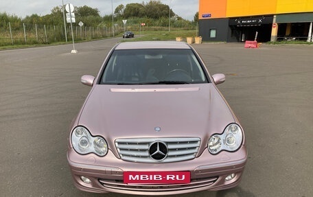 Mercedes-Benz C-Класс, 2005 год, 1 100 000 рублей, 6 фотография