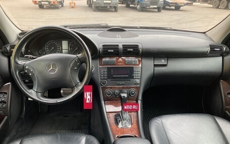 Mercedes-Benz C-Класс, 2005 год, 1 100 000 рублей, 16 фотография