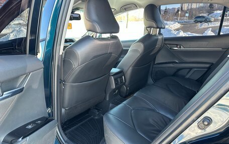 Toyota Camry, 2018 год, 9 фотография