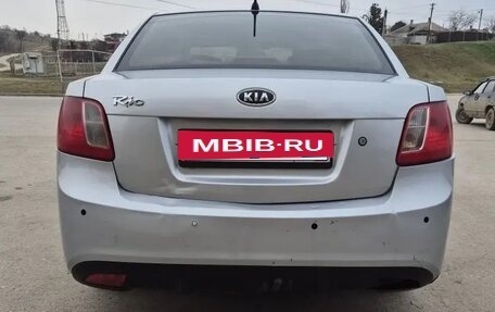 KIA Rio II, 2011 год, 650 000 рублей, 10 фотография