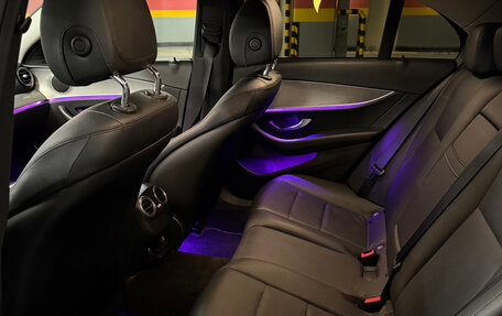 Mercedes-Benz E-Класс, 2018 год, 2 700 000 рублей, 16 фотография