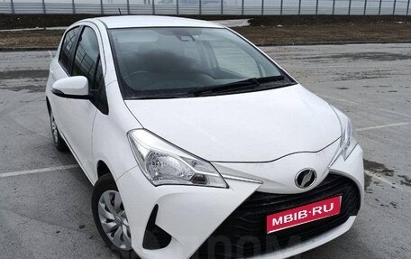 Toyota Vitz, 2018 год, 965 000 рублей, 1 фотография