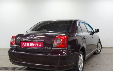 Toyota Avensis III рестайлинг, 2007 год, 690 000 рублей, 3 фотография