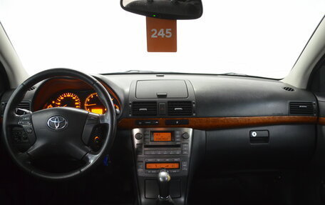 Toyota Avensis III рестайлинг, 2007 год, 690 000 рублей, 18 фотография