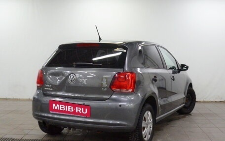 Volkswagen Polo VI (EU Market), 2011 год, 570 000 рублей, 3 фотография