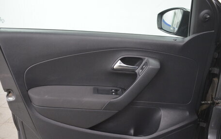 Volkswagen Polo VI (EU Market), 2011 год, 570 000 рублей, 10 фотография