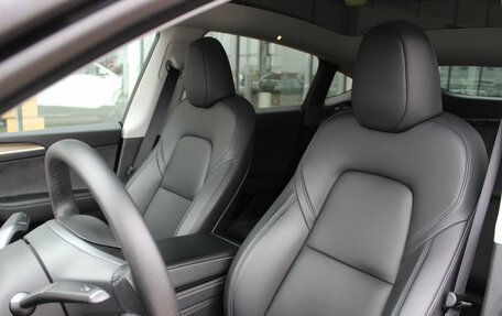 Tesla Model Y I, 2022 год, 4 300 000 рублей, 20 фотография