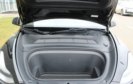 Tesla Model Y I, 2022 год, 4 300 000 рублей, 34 фотография