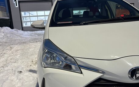 Toyota Vitz, 2018 год, 965 000 рублей, 4 фотография