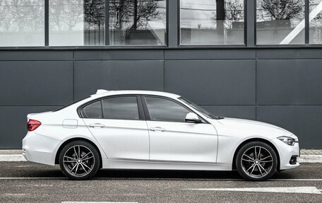 BMW 3 серия, 2017 год, 2 499 000 рублей, 5 фотография