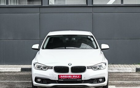 BMW 3 серия, 2017 год, 2 499 000 рублей, 3 фотография